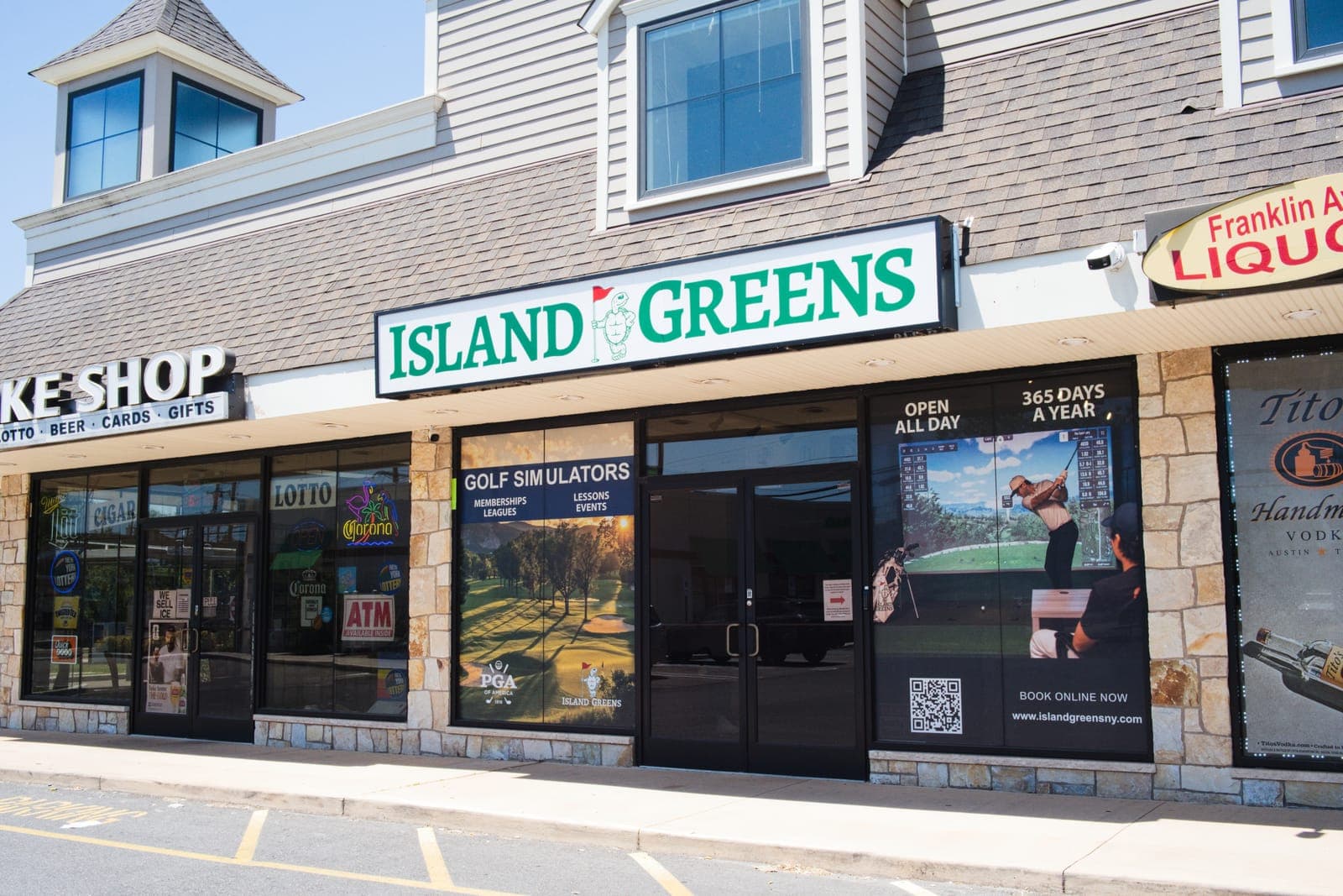 The Island Greens storefront on Franklin Avenue, seen from the parking lot.